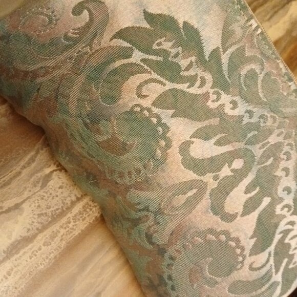 New Zippy Hanging Satin Wristlet Clutch Pouch Make-up Bags Button detail Florals - Picture 8 of 16